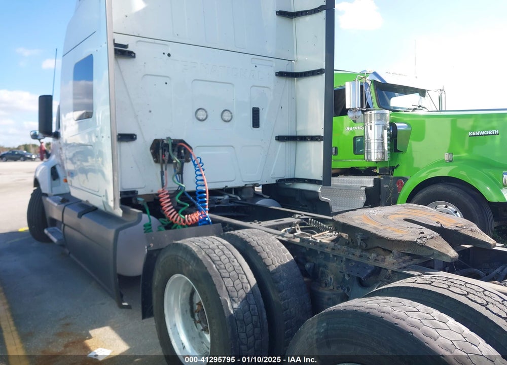 2019 INTERNATIONAL LT VIN: 3HSDZAPR3KN091719