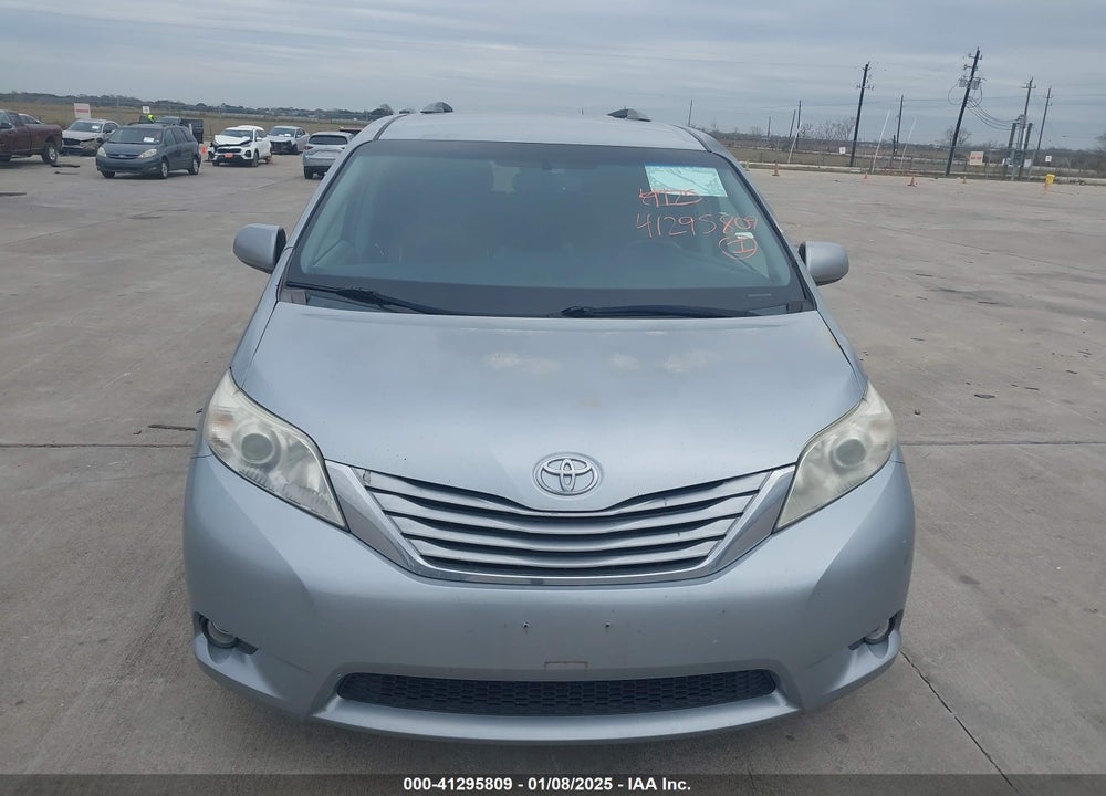 2017 TOYOTA SIENNA LE 8 PASSENGER VIN: 5TDKZ3DCXHS798164