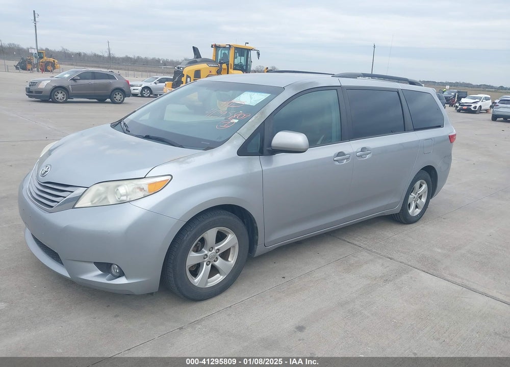 2017 TOYOTA SIENNA LE 8 PASSENGER VIN: 5TDKZ3DCXHS798164