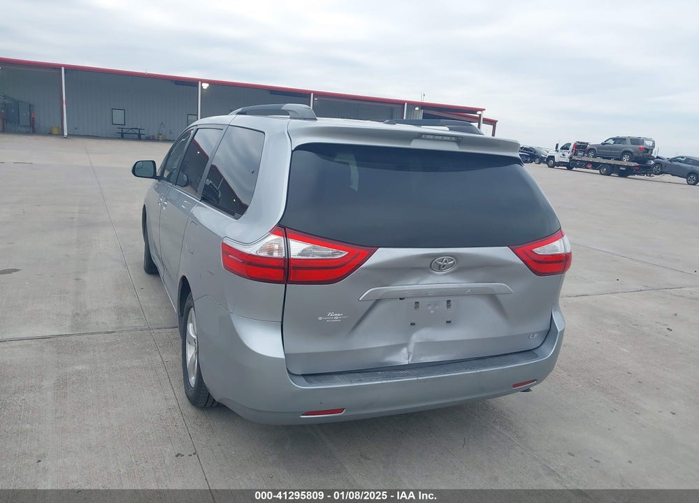 2017 TOYOTA SIENNA LE 8 PASSENGER VIN: 5TDKZ3DCXHS798164
