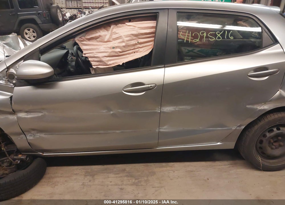 2011 MAZDA MAZDA2 VIN: JM1DE1HZ8B0112267