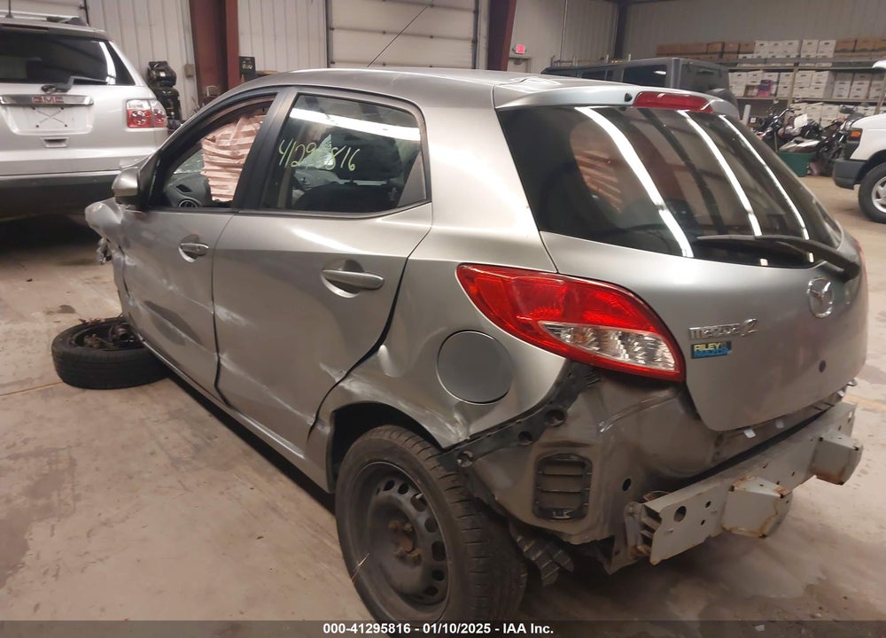 2011 MAZDA MAZDA2 VIN: JM1DE1HZ8B0112267