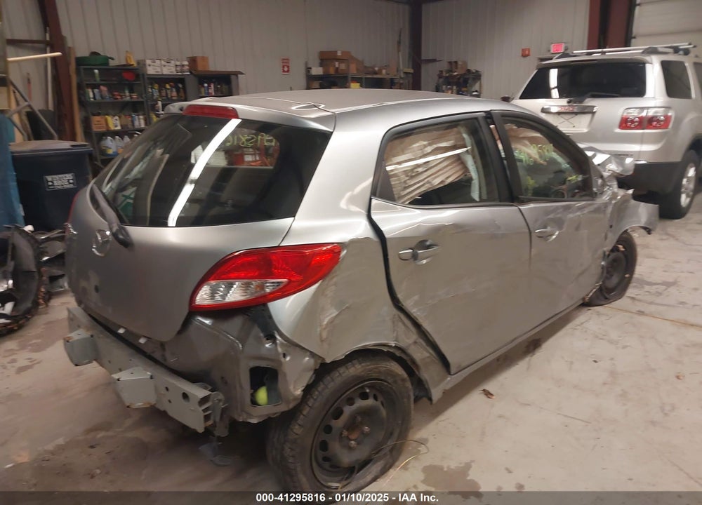 2011 MAZDA MAZDA2 VIN: JM1DE1HZ8B0112267