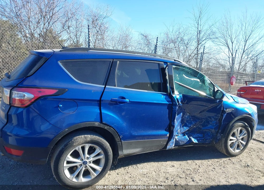 2017 FORD ESCAPE SE VIN: 1FMCU9GD4HUC61744