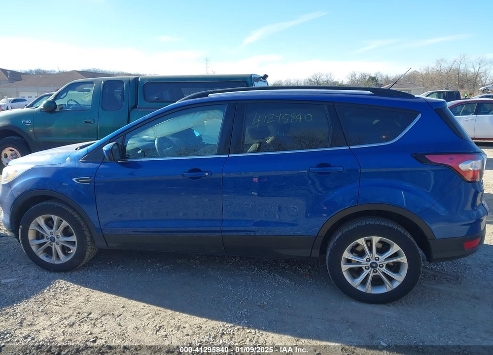2017 FORD ESCAPE SE VIN: 1FMCU9GD4HUC61744