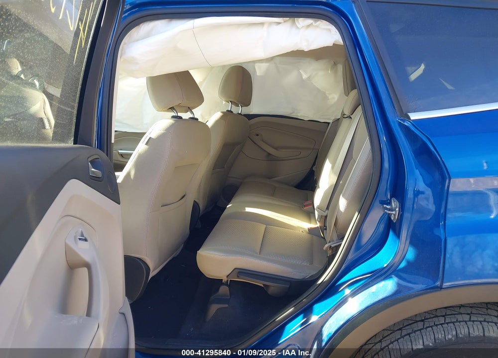 2017 FORD ESCAPE SE VIN: 1FMCU9GD4HUC61744