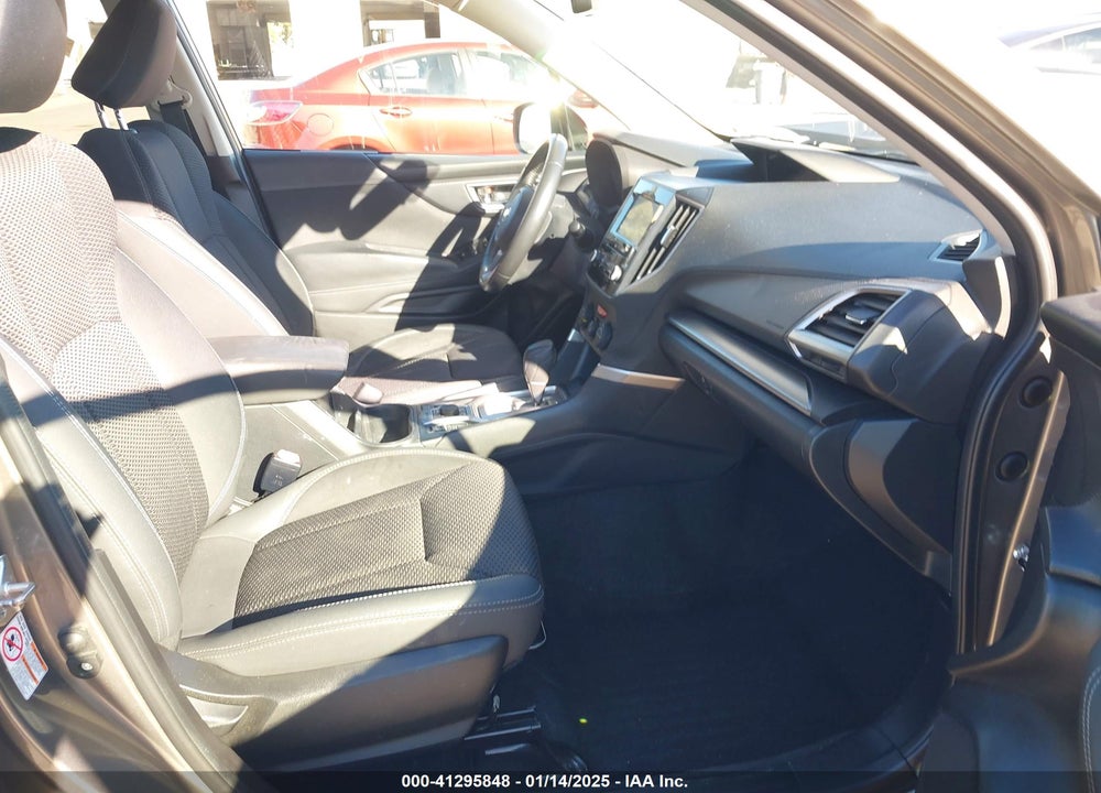 2019 SUBARU FORESTER PREMIUM VIN: JF2SKAEC2KH457846