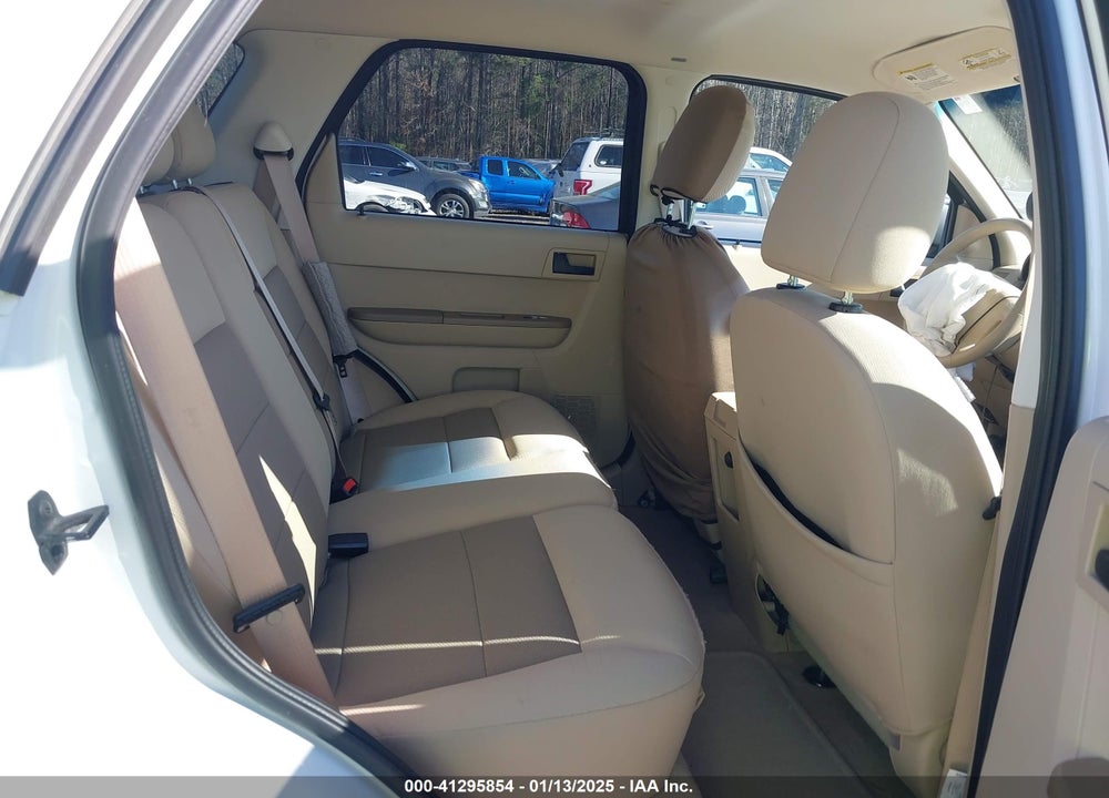 2008 FORD ESCAPE XLT VIN: 1FMCU03118KB46165