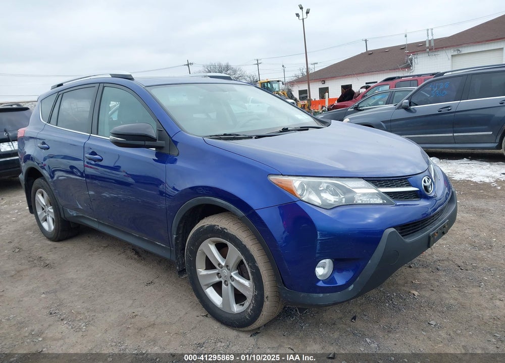 2014 TOYOTA RAV4 XLE VIN: 2T3RFREV1EW190070