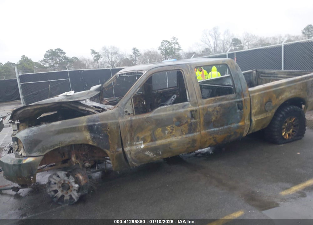 2003 FORD F-250 VIN: 1FTNW21P03EC92543
