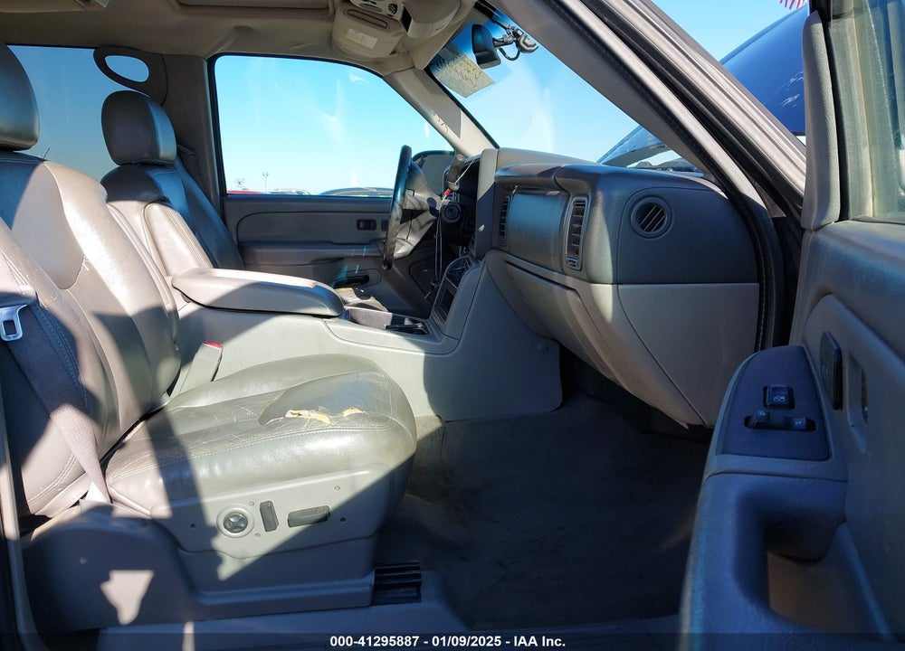 2005 CHEVROLET AVALANCHE 1500 Z71 VIN: 3GNEK12Z45G281022