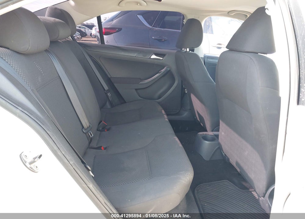 2012 VOLKSWAGEN JETTA 2.0L S VIN: 3VW2K7AJ1CM405379
