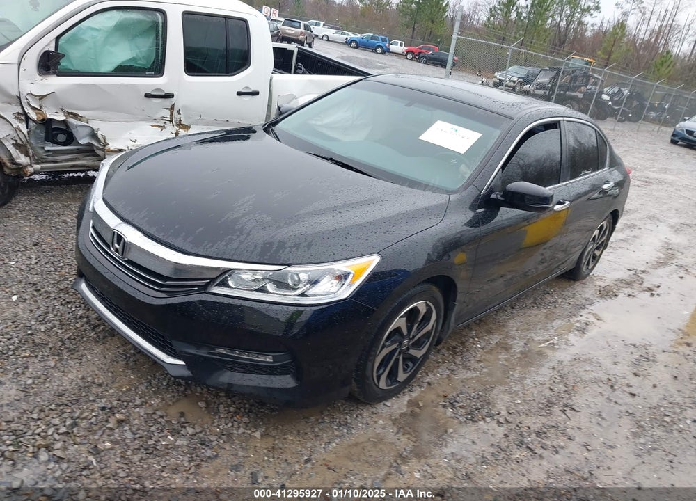 2017 HONDA ACCORD VIN: 1HGCR2F83HA166158