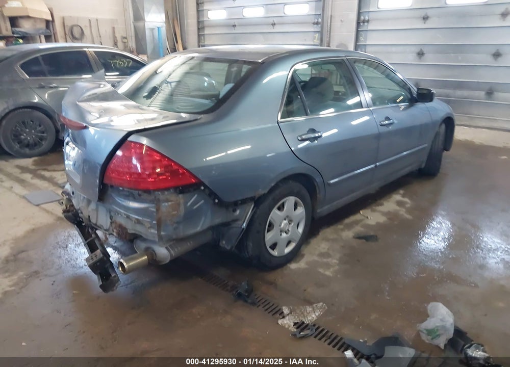 2007 HONDA ACCORD 2.4 LX VIN: 1HGCM56417A023141