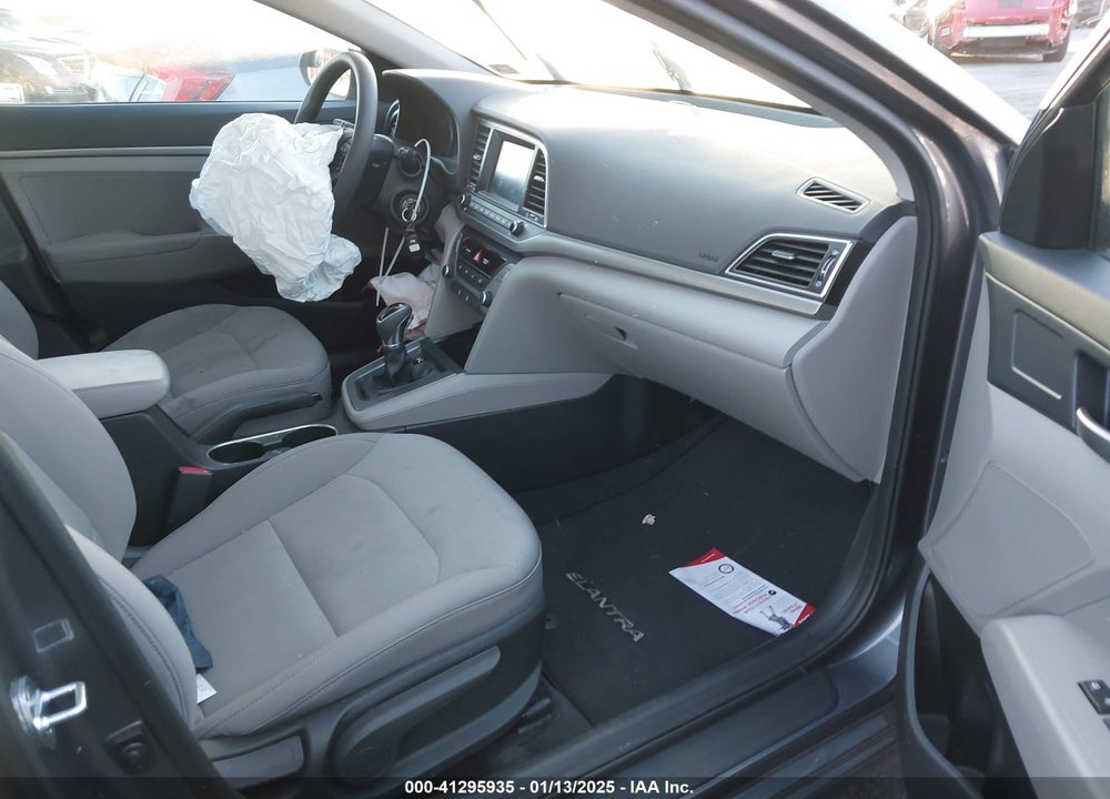 2018 HYUNDAI ELANTRA VIN: 5NPD74LF8JH386241