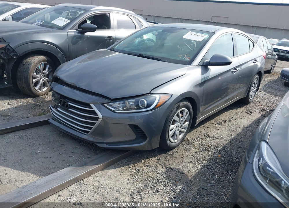 2018 HYUNDAI ELANTRA VIN: 5NPD74LF8JH386241