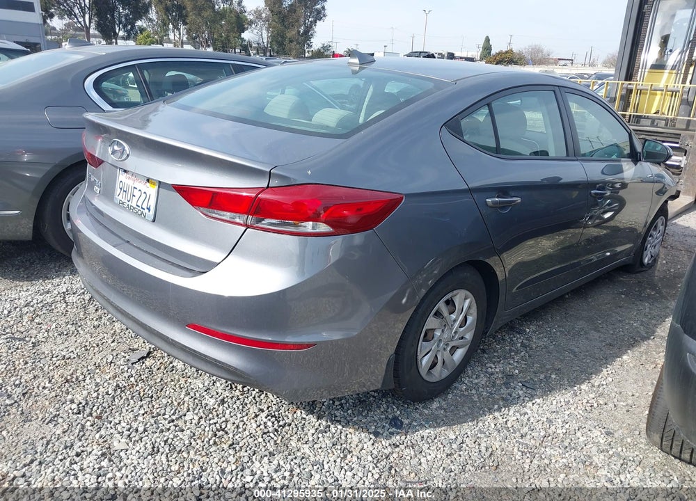 2018 HYUNDAI ELANTRA VIN: 5NPD74LF8JH386241
