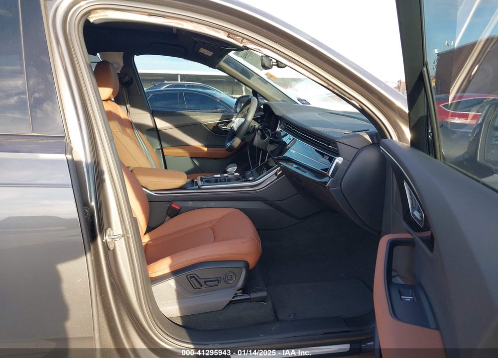 2024 AUDI Q7 VIN: WA1LCBF76RD010388