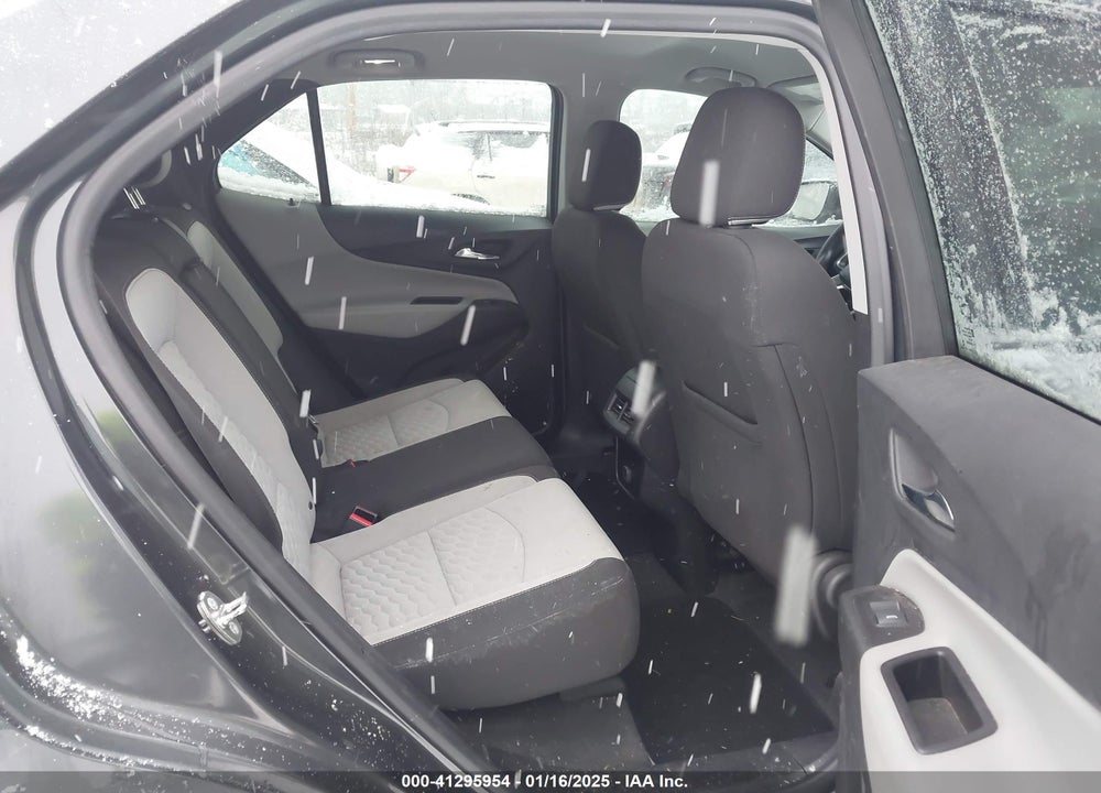 2018 CHEVROLET EQUINOX LS VIN: 2GNAXREV5J6339846