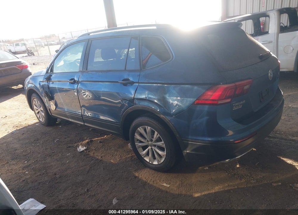 2018 VOLKSWAGEN TIGUAN 2.0T S VIN: 3VV1B7AX9JM047630