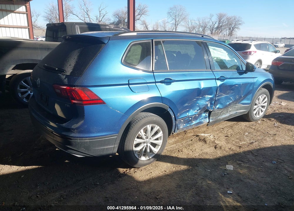 2018 VOLKSWAGEN TIGUAN 2.0T S VIN: 3VV1B7AX9JM047630