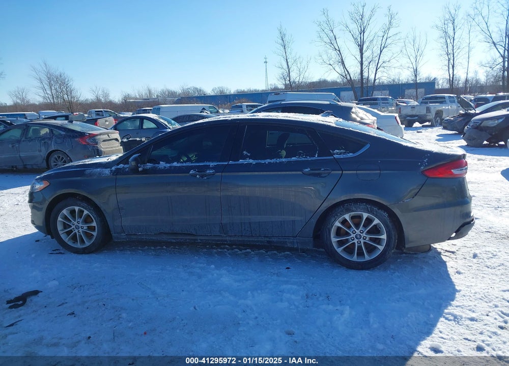 2019 FORD FUSION VIN: 3FA6P0HD4KR243221