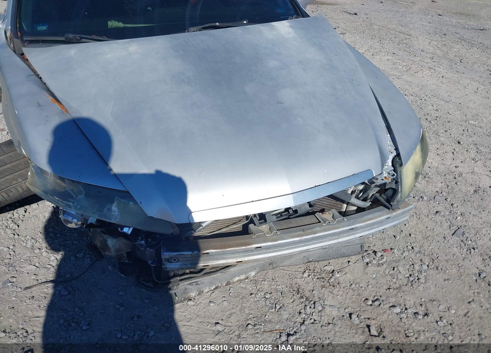 2004 ACURA TL VIN: 19UUA66284A018130