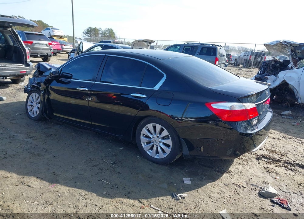 2013 HONDA ACCORD VIN: 1HGCR2F71DA172381