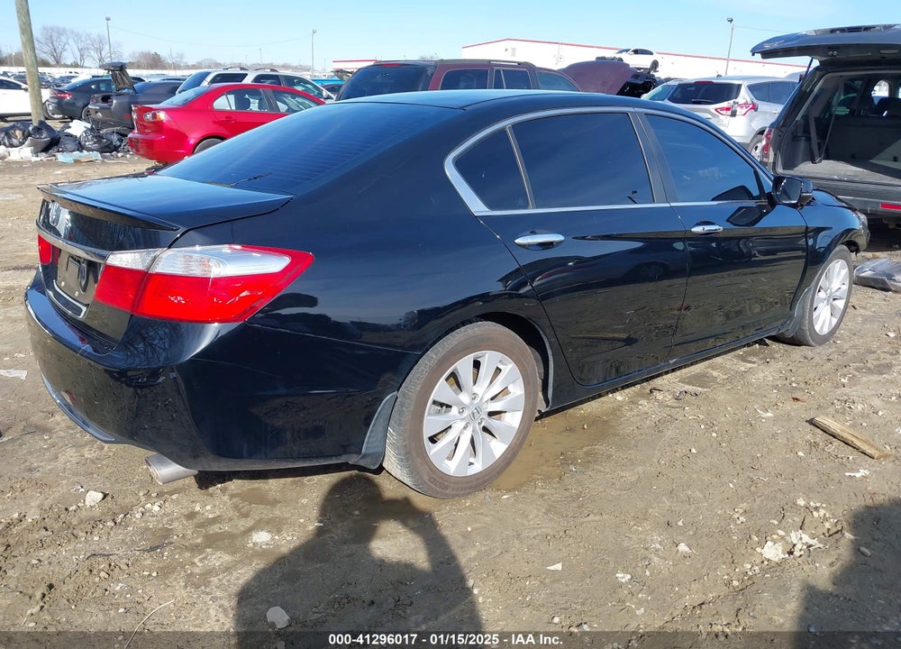 2013 HONDA ACCORD VIN: 1HGCR2F71DA172381