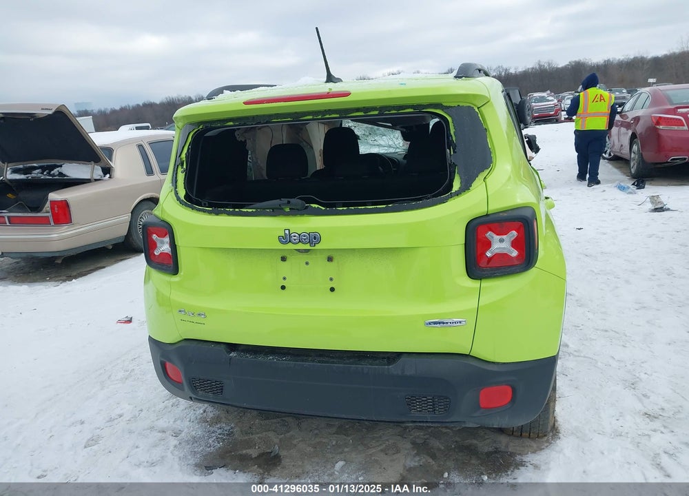 2017 JEEP RENEGADE LATITUDE 4X4 VIN: ZACCJBBB6HPF22433