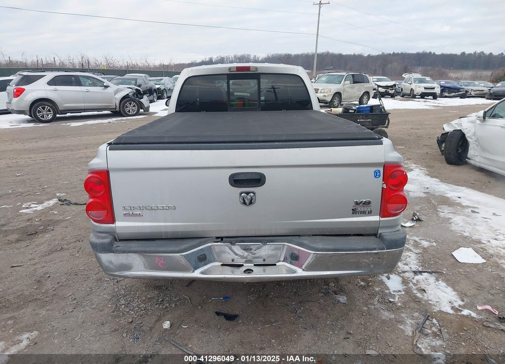 2005 DODGE DAKOTA SLT VIN: 1D7HW42N65S220388