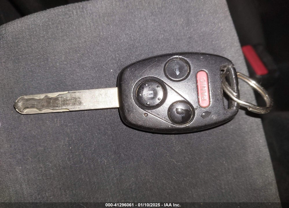 2005 HONDA ACCORD 2.4 EX VIN: 1HGCM56705A033084