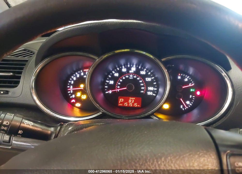 2013 KIA SORENTO LX VIN: 5XYKT3A6XDG405772