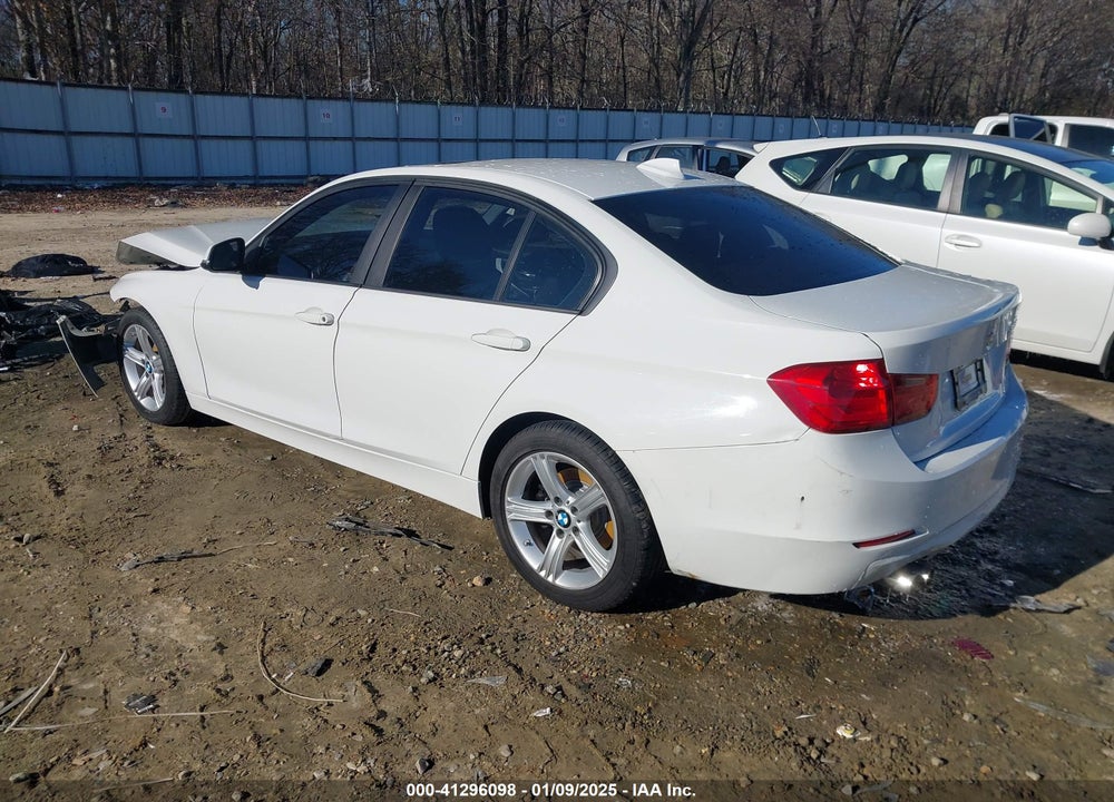 2013 BMW 328 VIN: WBA3C1G55DNR49447