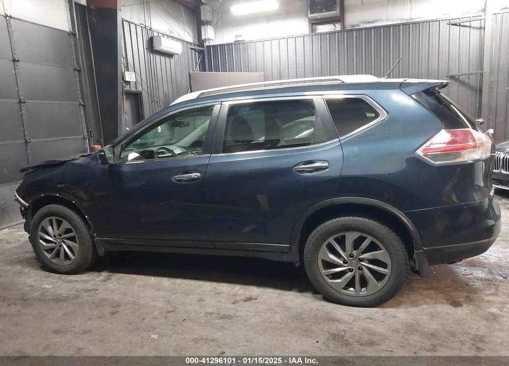 2015 NISSAN ROGUE SL VIN: 5N1AT2MV7FC884437