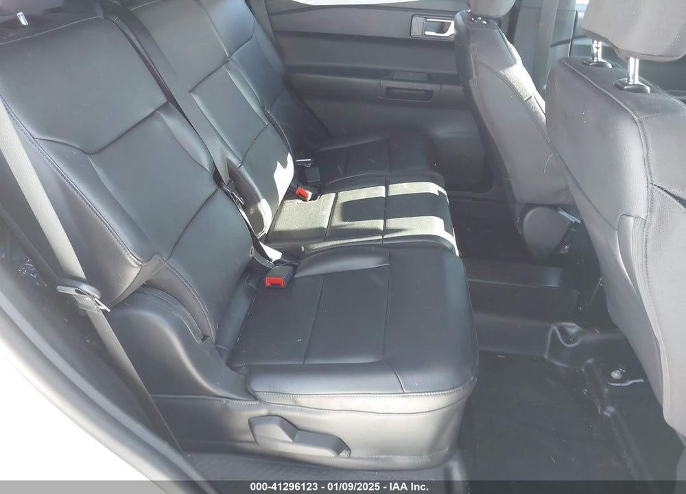 2023 FORD POLICE INTERCEPTOR VIN: 1FM5K8AB2PGB76141