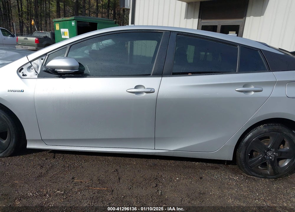 2016 TOYOTA PRIUS FOUR TOURING VIN: JTDKARFU0G3022528