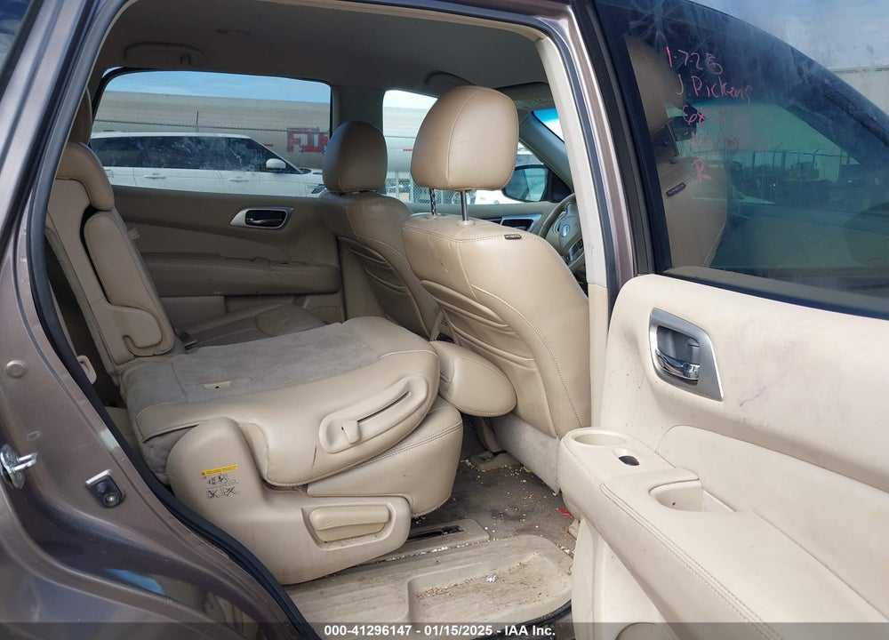2013 NISSAN PATHFINDER SL VIN: 5N1AR2MN3DC682156