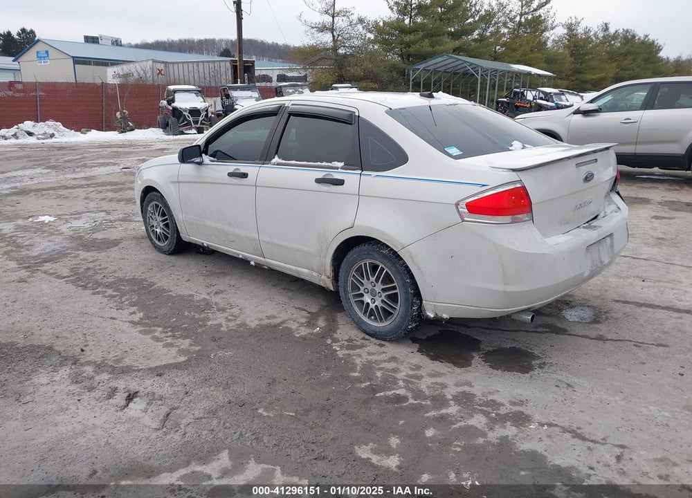 2011 FORD FOCUS SE VIN: 1FAHP3FN0BW139604