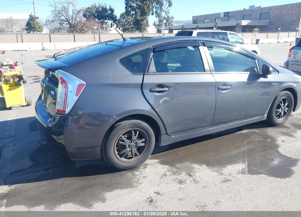 2015 TOYOTA PRIUS TWO VIN: JTDKN3DU5F0484345