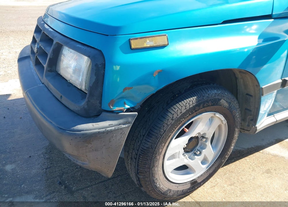 1997 GEO TRACKER SOFTTOP VIN: 2CNBE1865V6904672