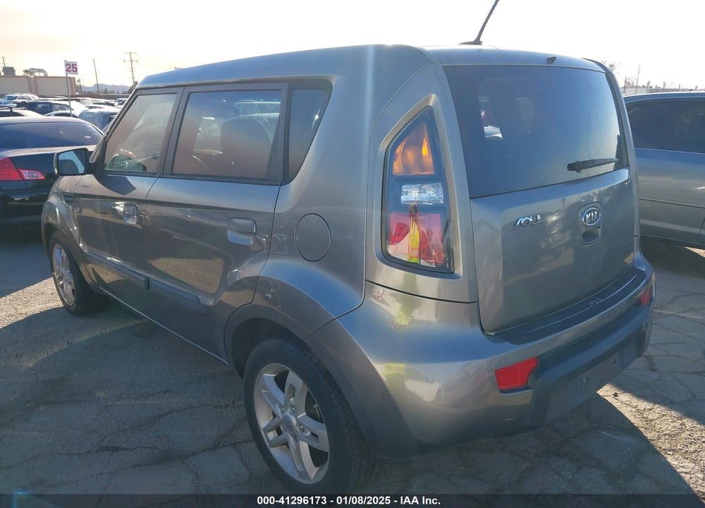 2010 KIA SOUL VIN: KNDJT2A2XA7165781