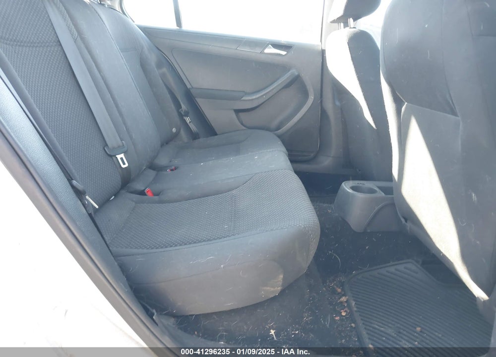 2012 VOLKSWAGEN JETTA 2.0L S VIN: 3VW1K7AJ0CM319489
