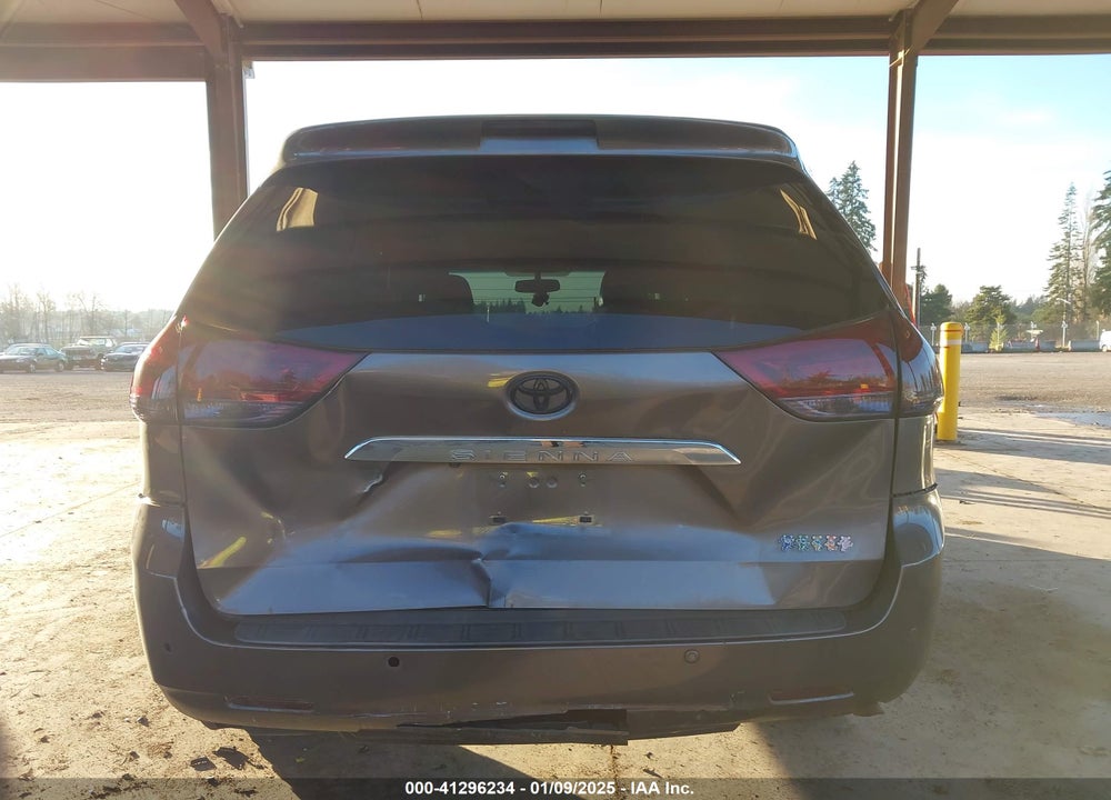 2011 TOYOTA SIENNA XLE LIMITED VIN: 5TDDK3DC0BS023652