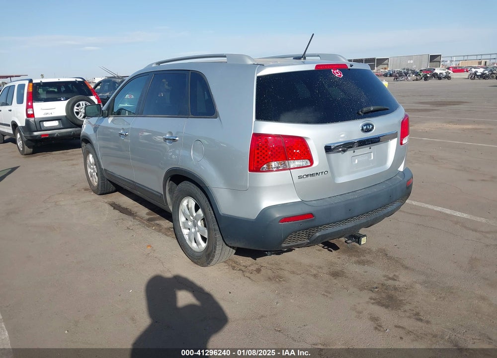2012 KIA SORENTO LX VIN: 5XYKT3A64CG206991