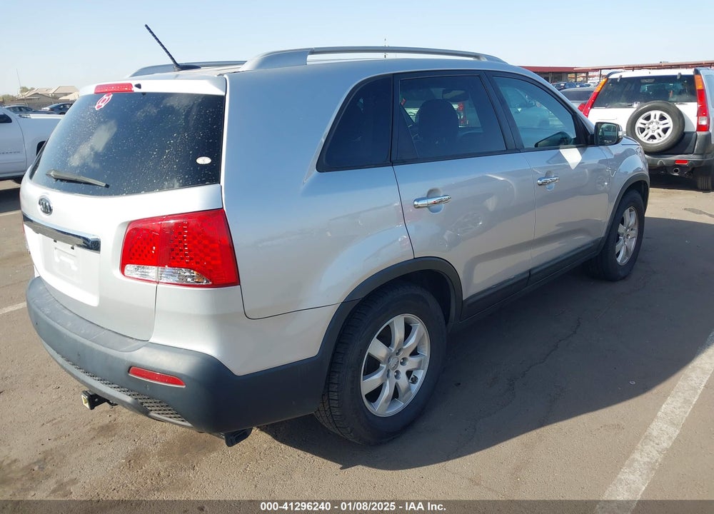 2012 KIA SORENTO LX VIN: 5XYKT3A64CG206991