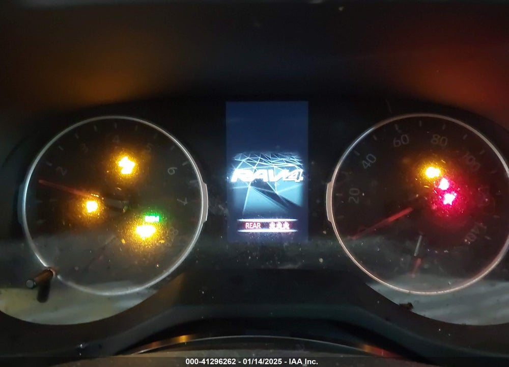 2019 TOYOTA RAV4 XLE VIN: JTMW1RFV9KD042239