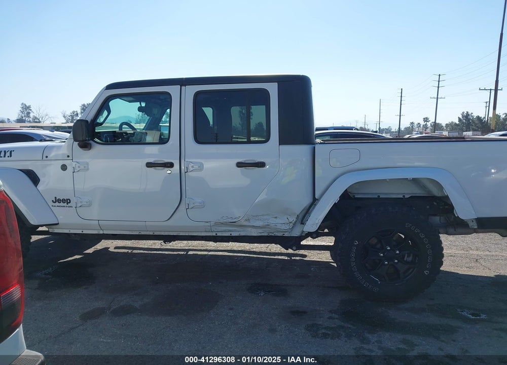 2022 JEEP GLADIATOR VIN: 1C6HJTAG6NL151502
