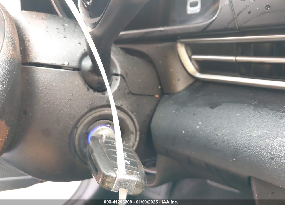 2022 HYUNDAI ELANTRA VIN: 5NPLL4AG1NH078028
