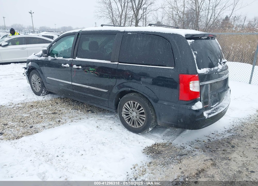 2016 CHRYSLER TOWN & COUNTRY TOURING-L ANNIVERSARY EDITION VIN: 2C4RC1CG3GR304923
